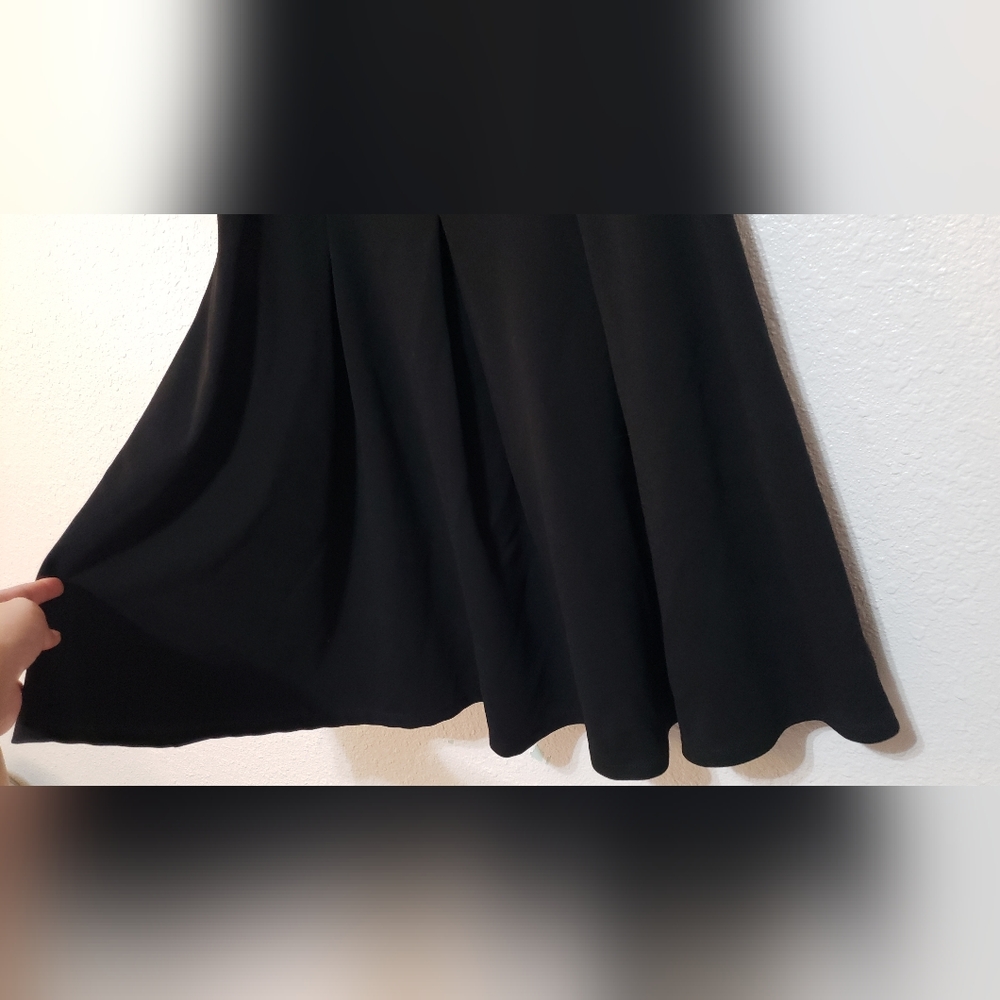 City Triangles, black dress sleeveless with padding, mini, size 15 - Picture 3 of 7